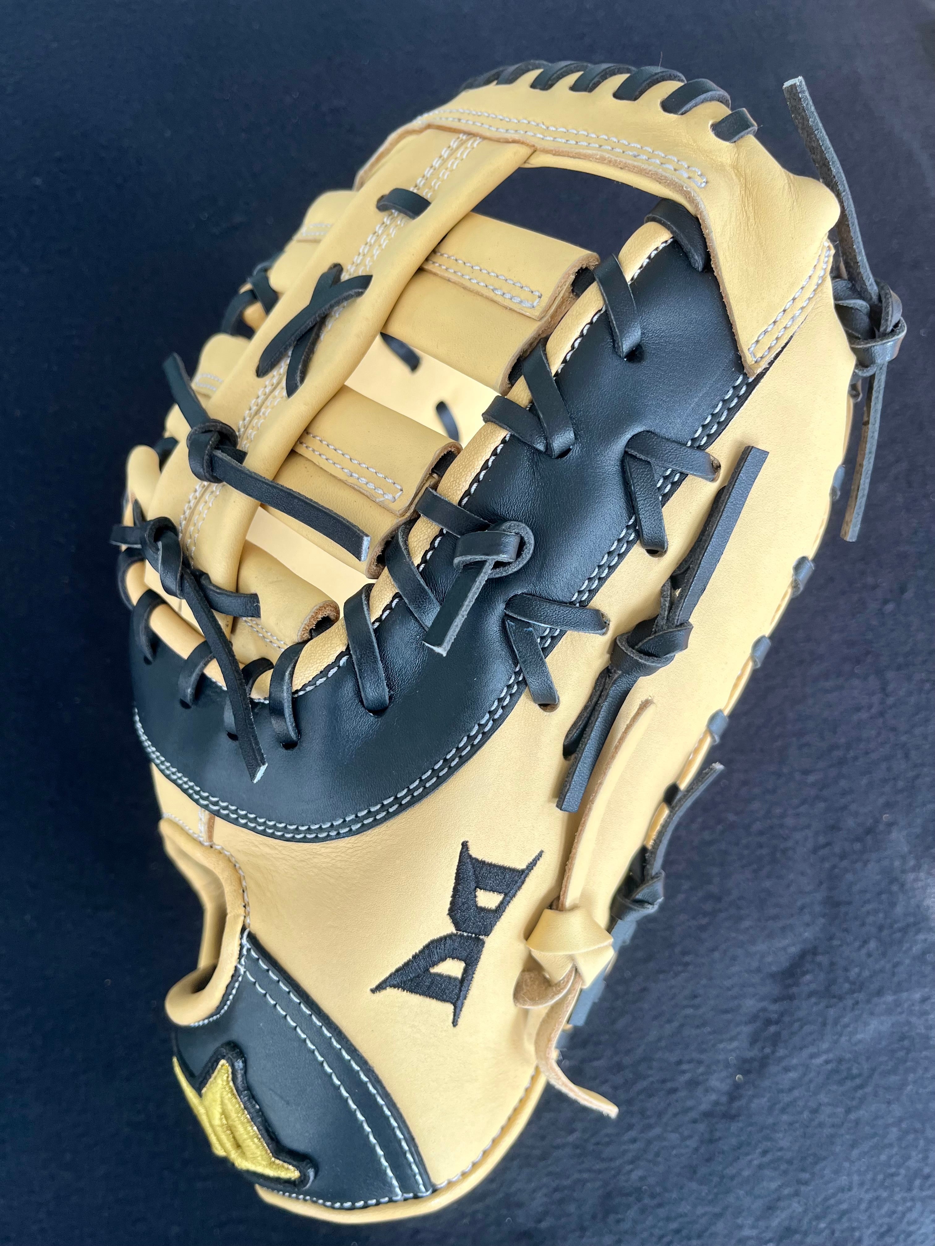 12.75" Innost RHT/LHT 1B Camel & Black