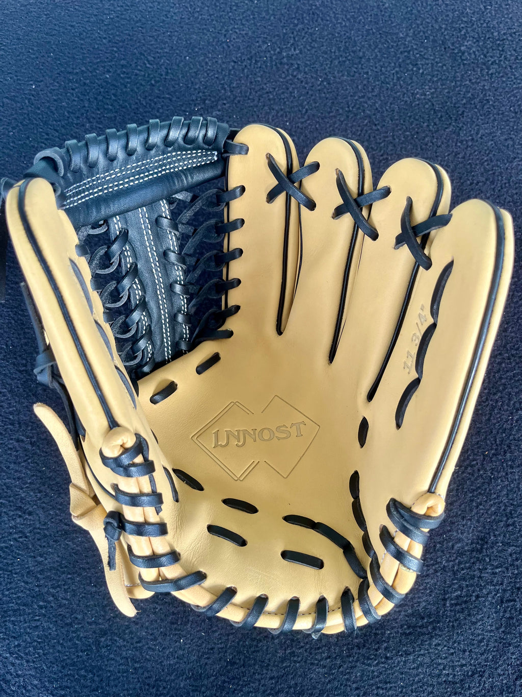 11.75" Innost RHT T-Net Camel & Black