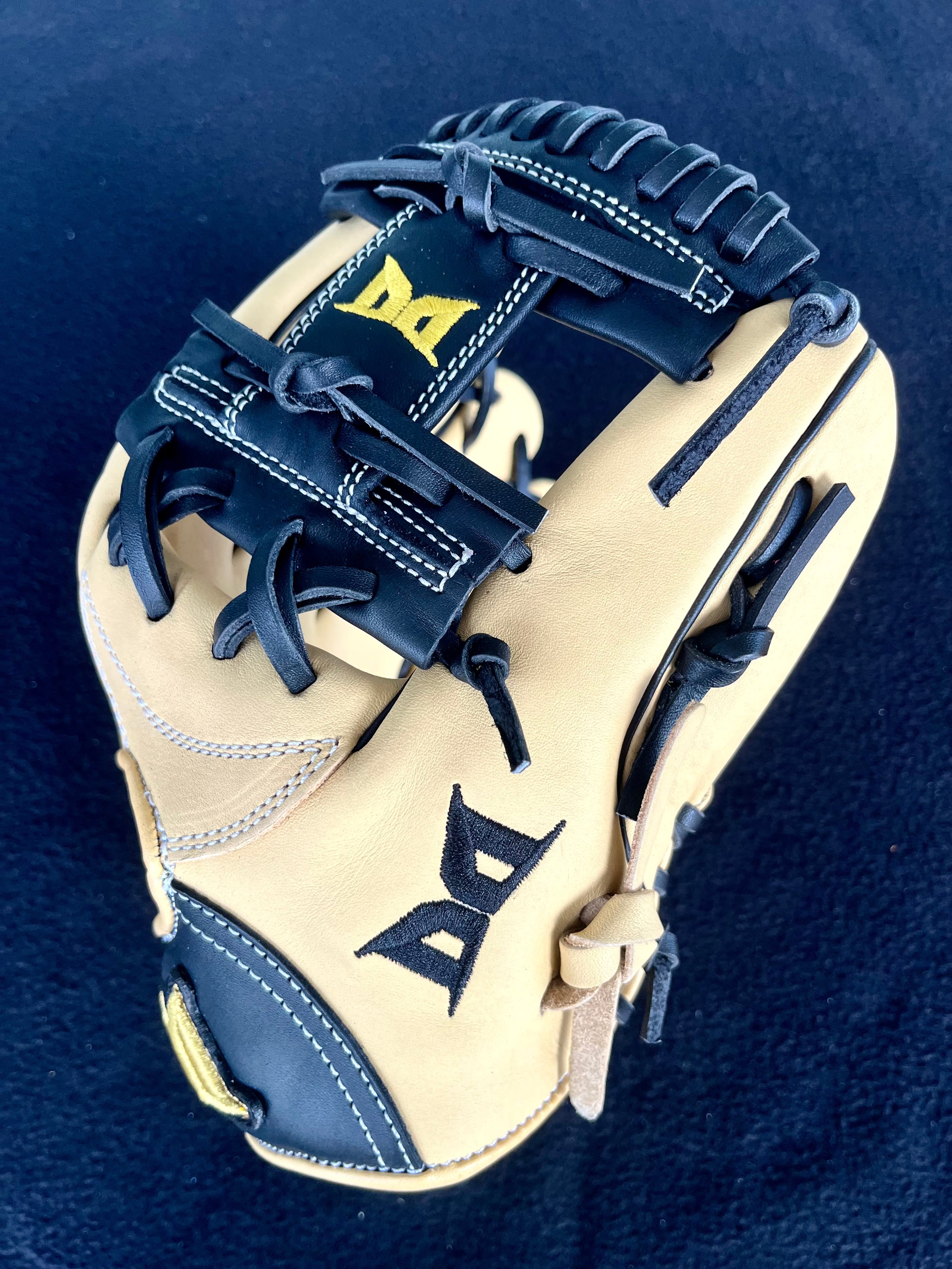 11.5" Innost RHT I-Web Camel & Black