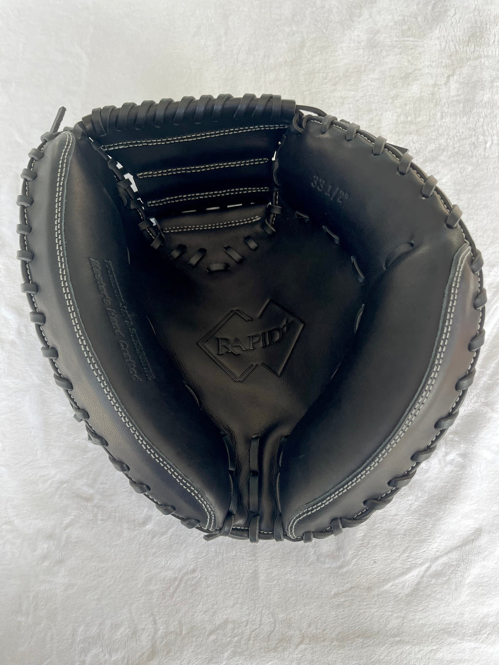 33.5" Rapid Plus Catchers Mitt RHT Black