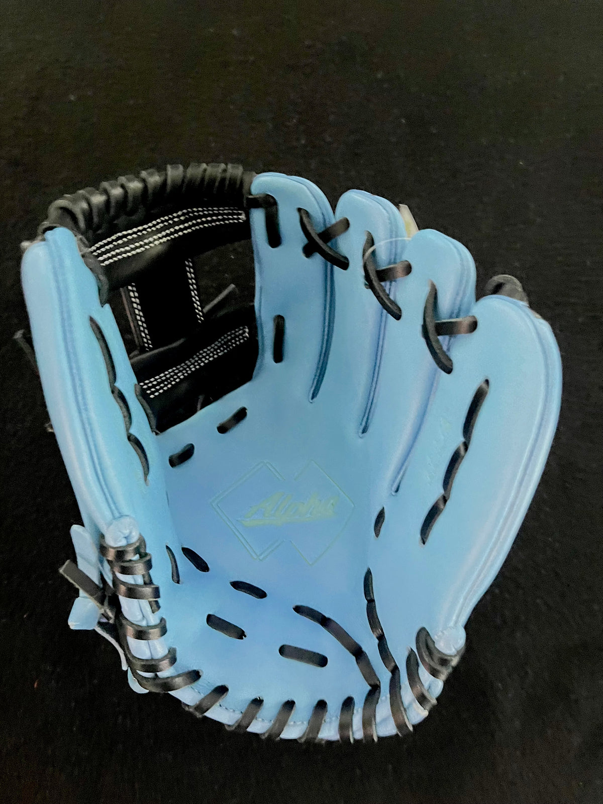 11.25" Alpha Youth Fit RHT I-Web Light Blue and Black