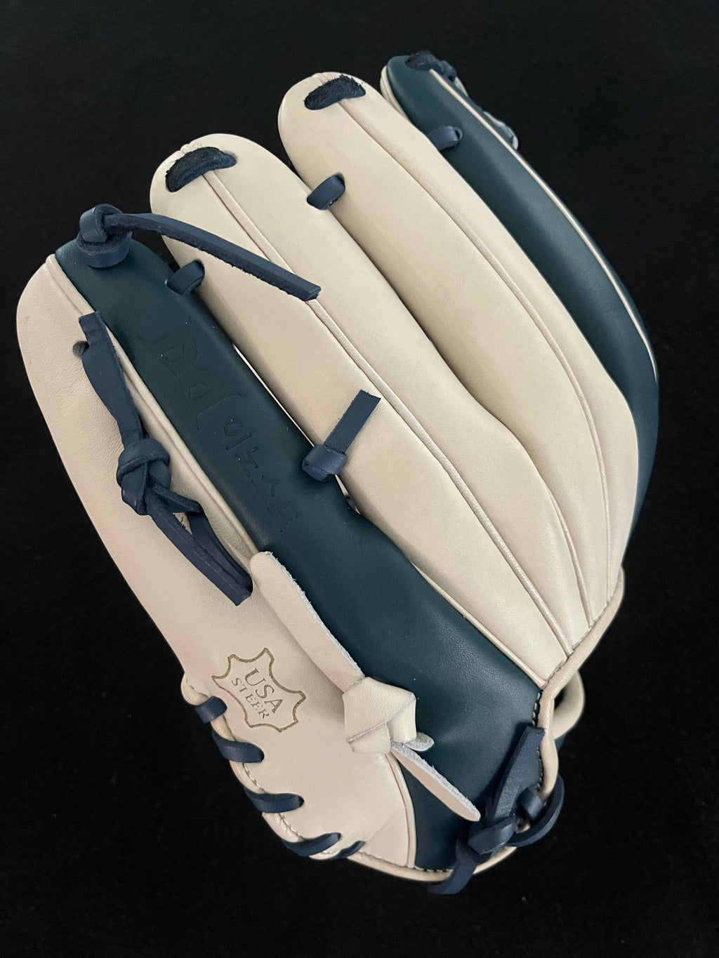 11.5" Innost RHT I-Web Web Beige & Navy